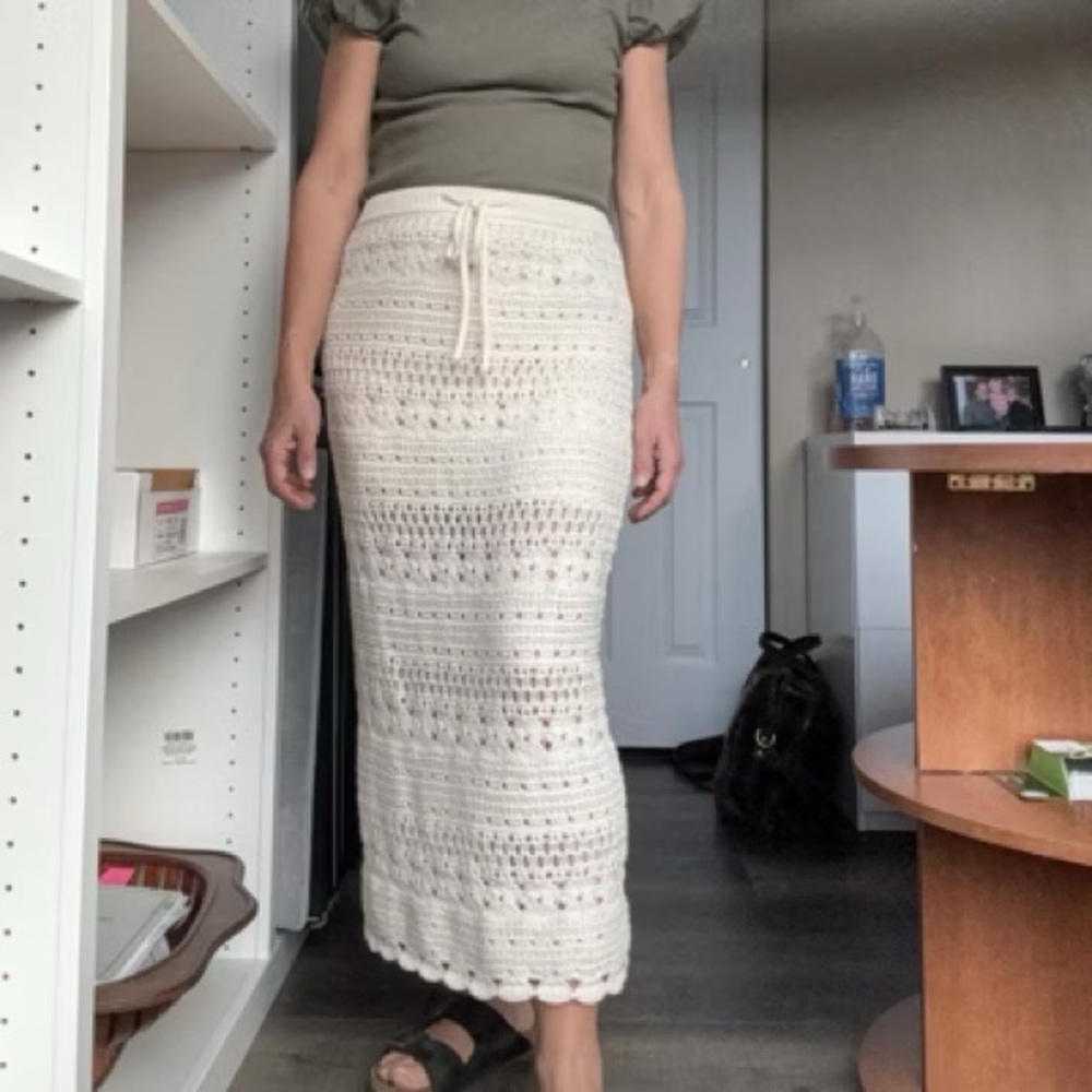 Elegant Cream Crochet Skirt